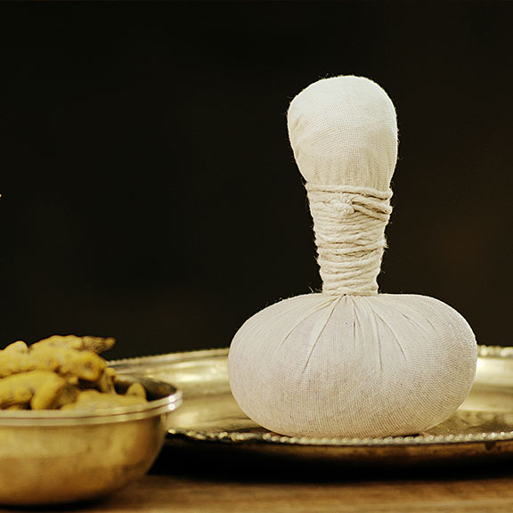 Navara Kizhi - Ayurveda treatments