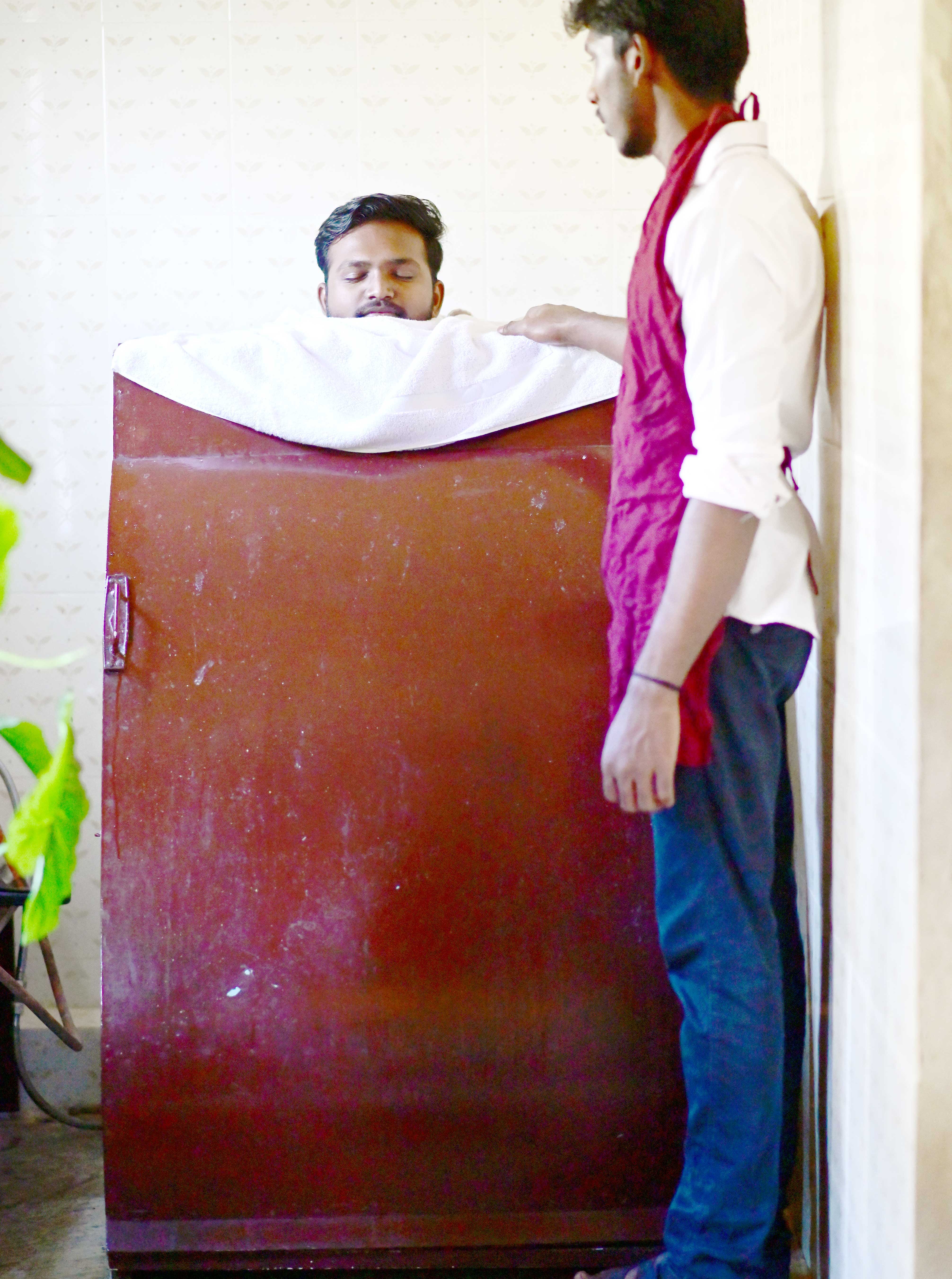 Steam therapy device